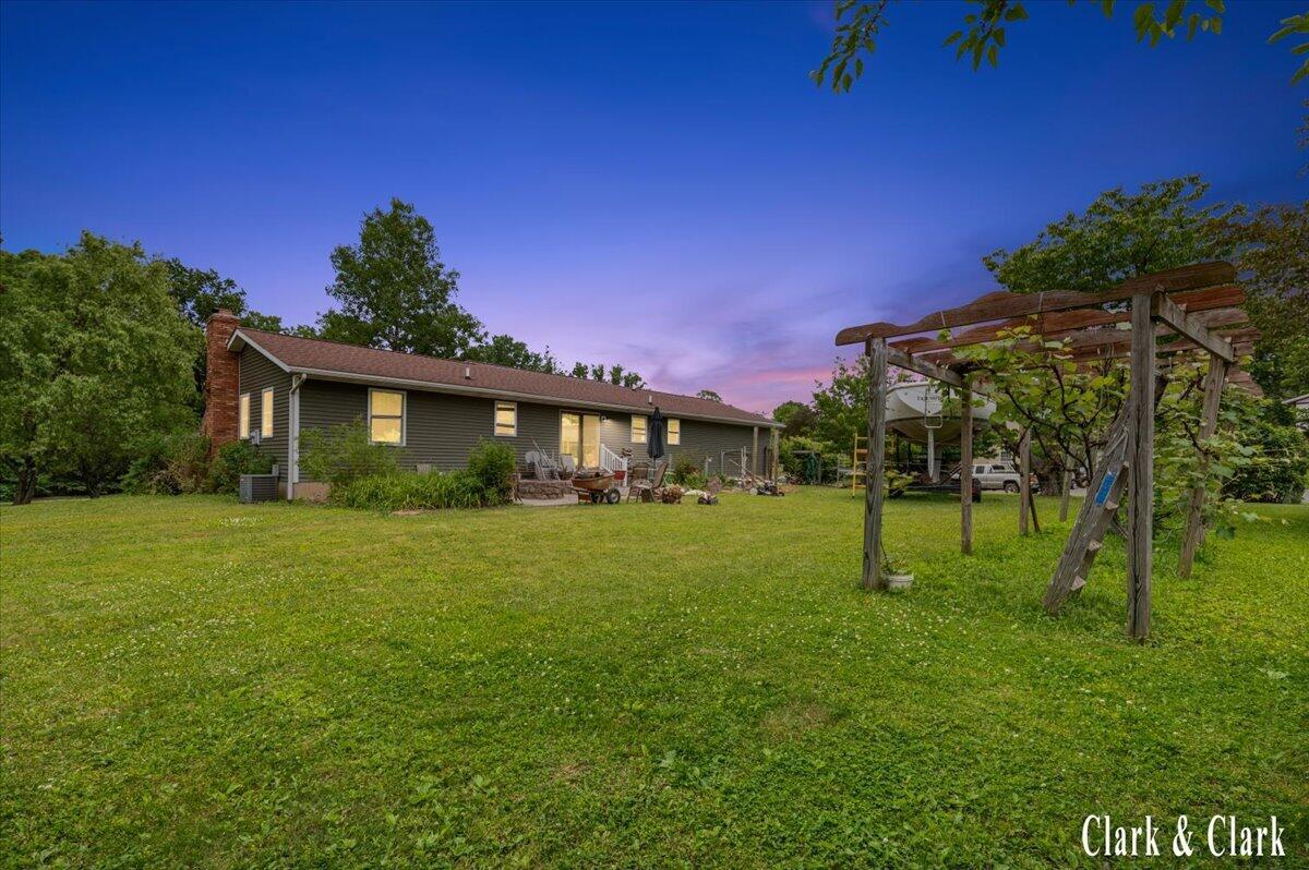 2068 Jamestown Drive SE