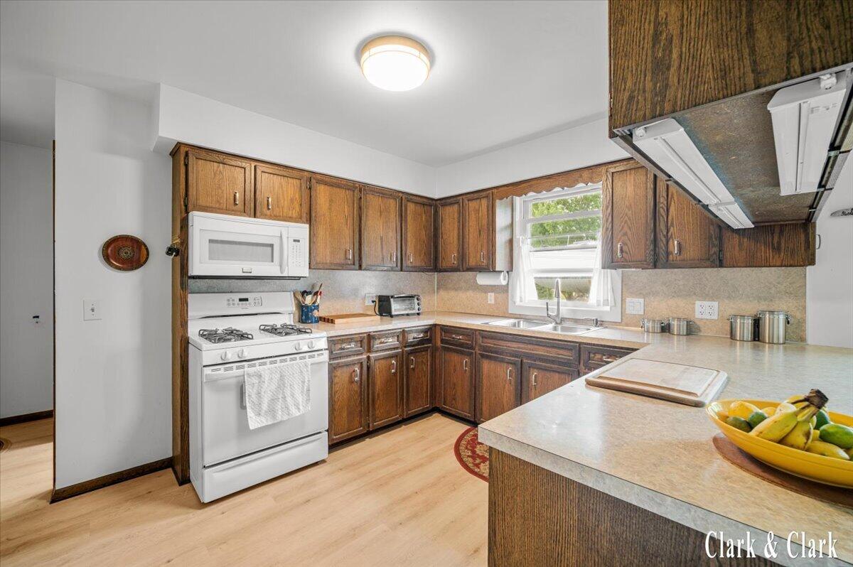 2068 Jamestown Drive SE