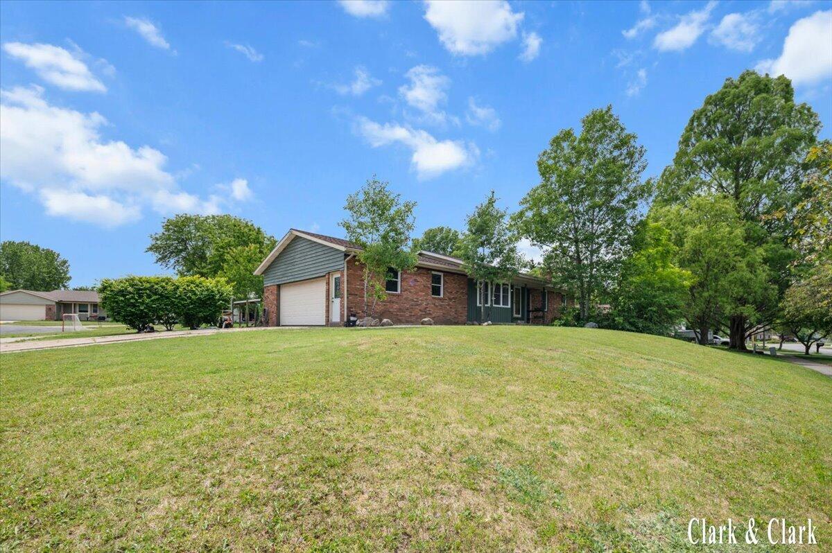 2068 Jamestown Drive SE