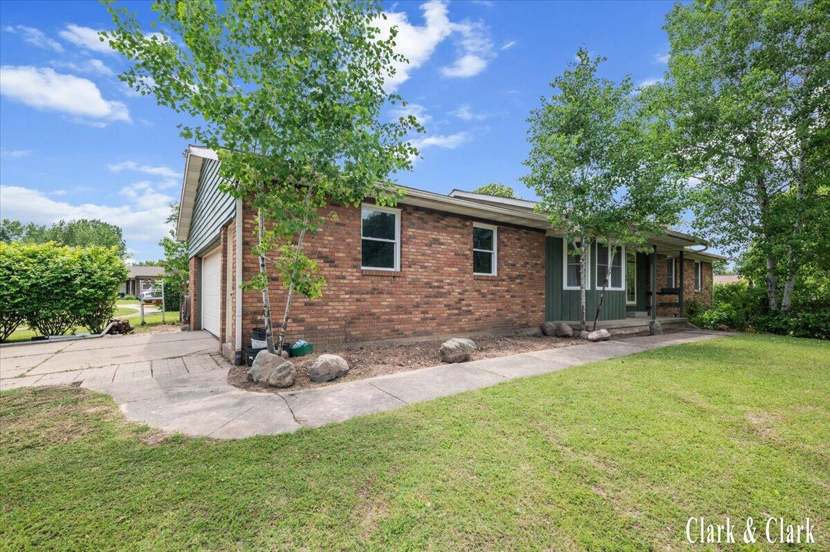 2068 Jamestown Drive SE