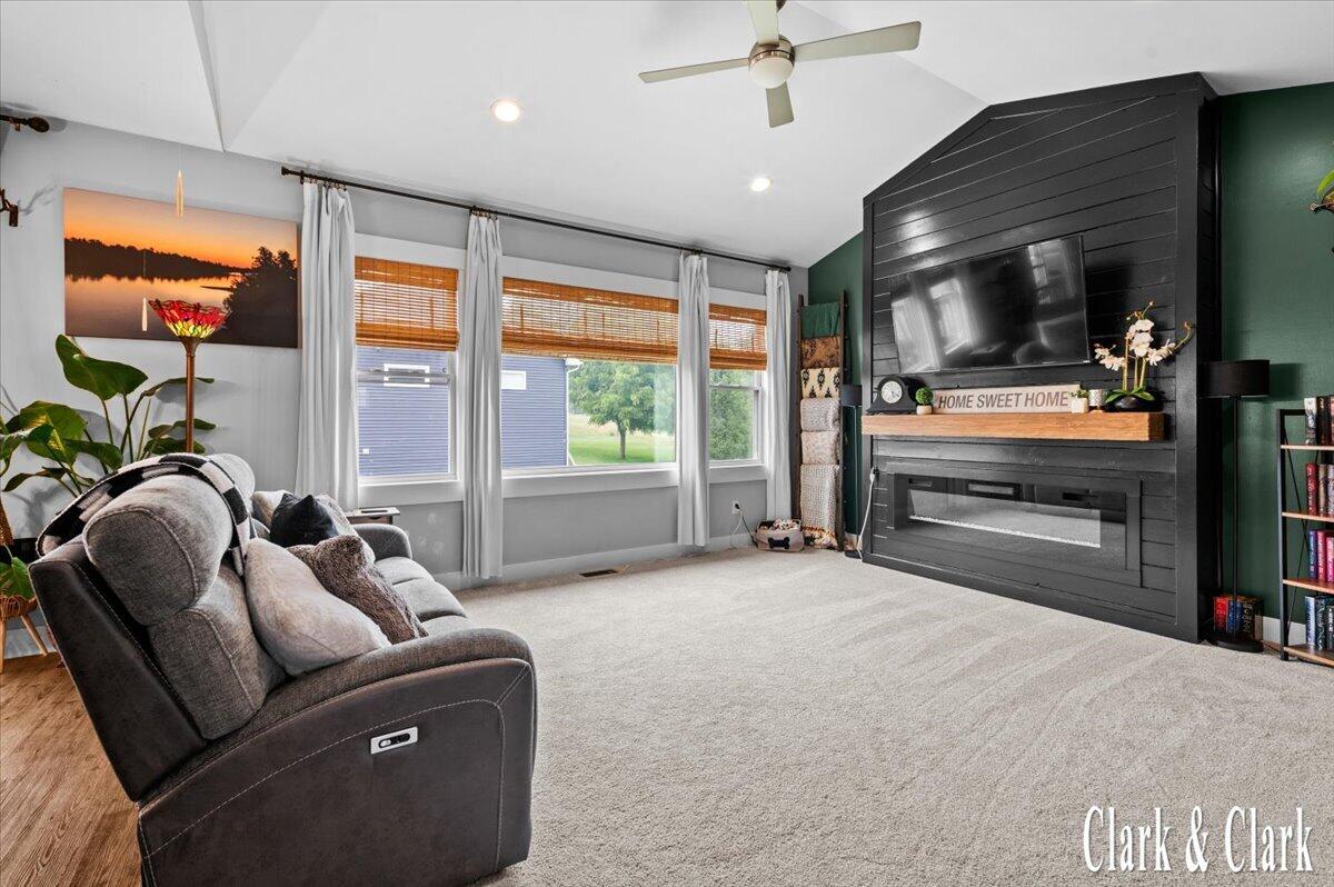 3155 Sandy Drive SW