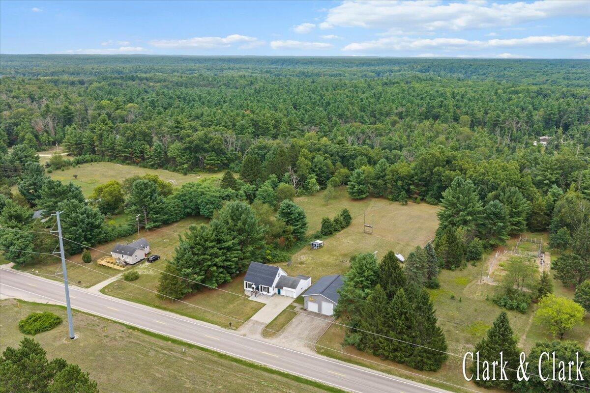 2016 E Croton Drive