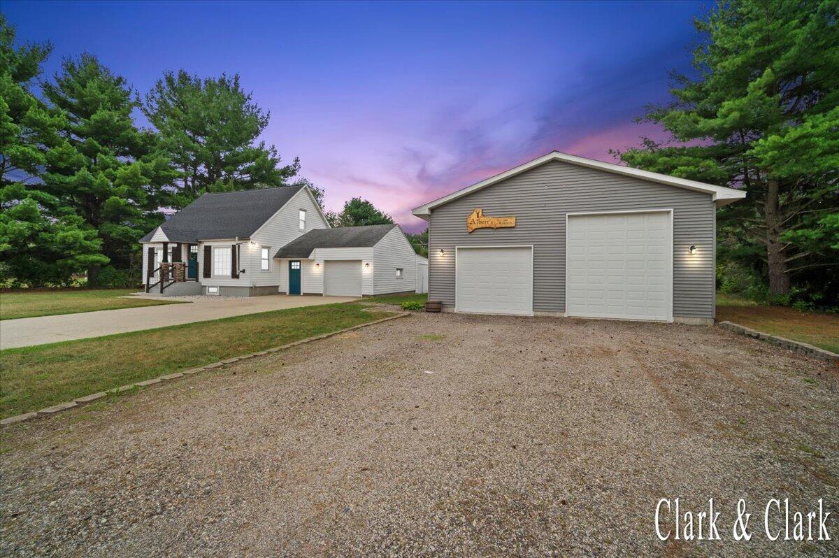 2016 E Croton Drive