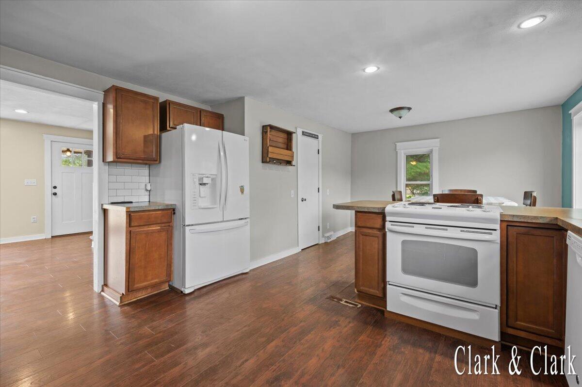 2016 E Croton Drive