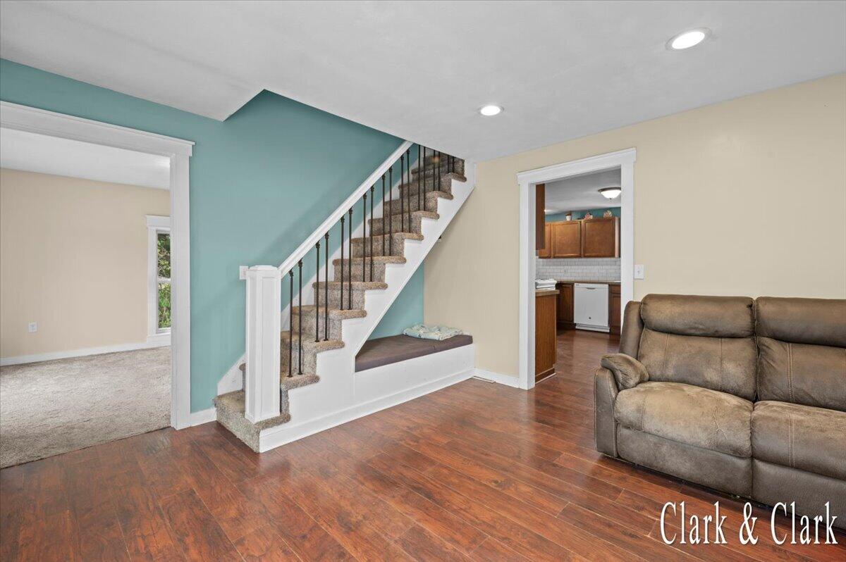 2016 E Croton Drive