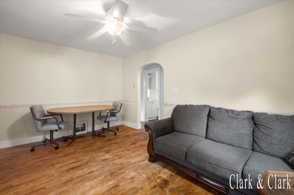 507 Quarterline Street