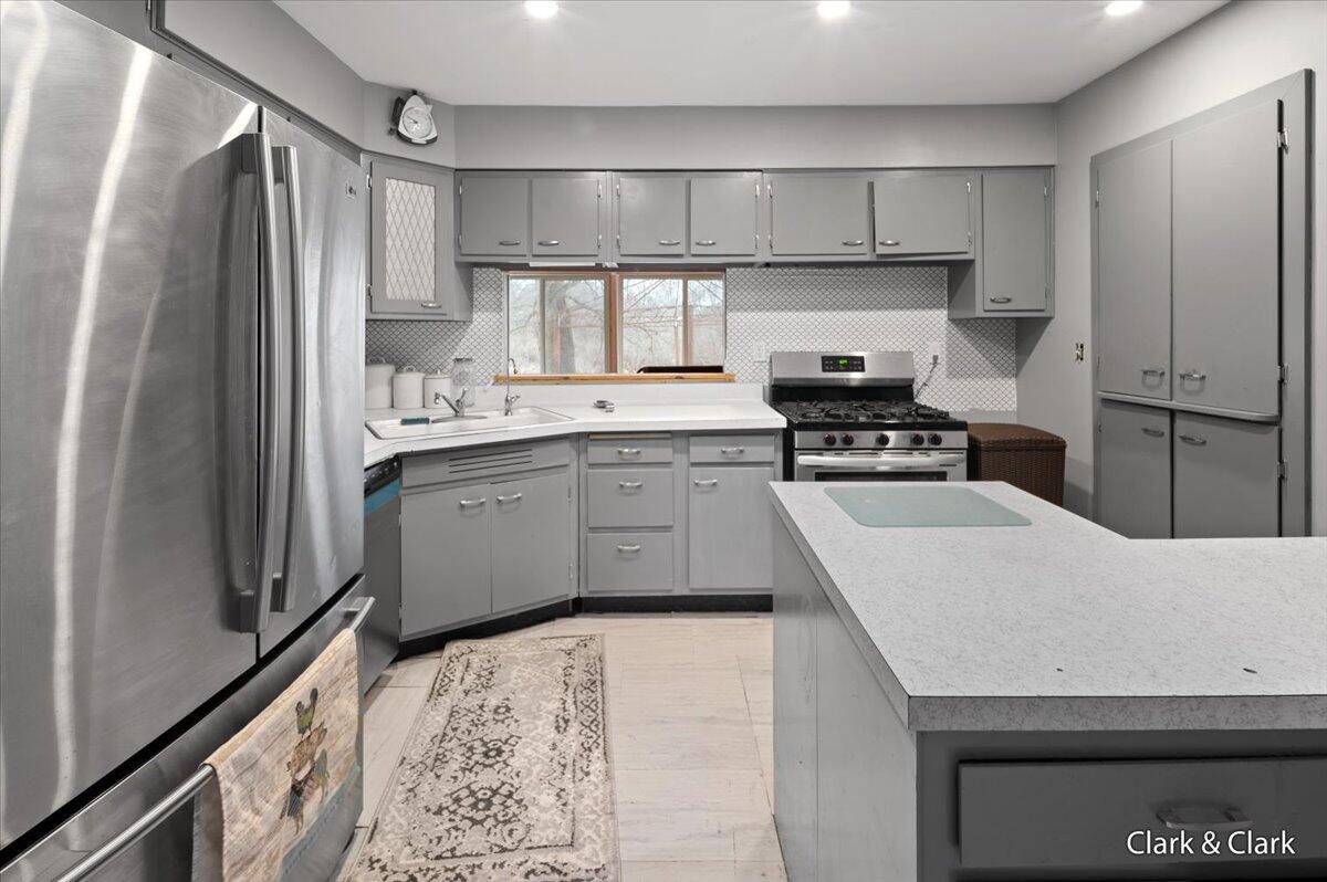 711 Werth Drive