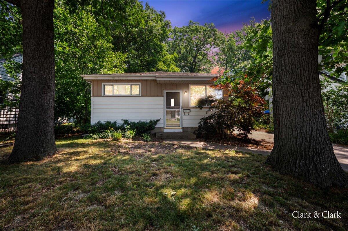 3930 Colby Avenue SW