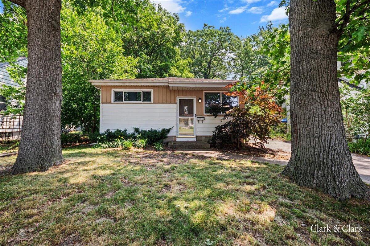 3930 Colby Avenue SW