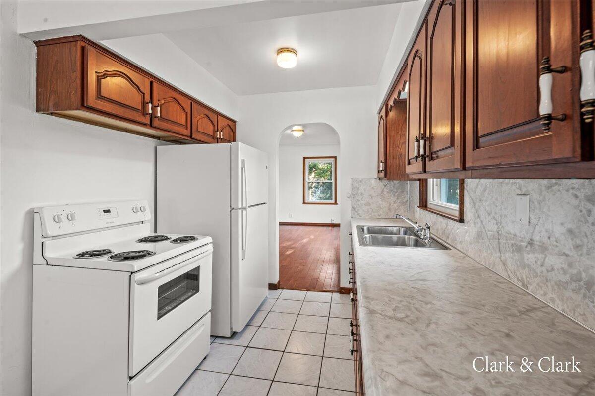 1370 Bauer Road