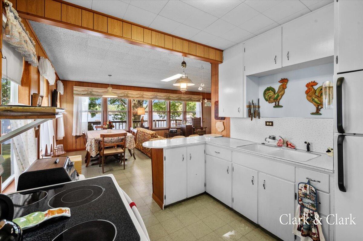 13722 Spence Drive