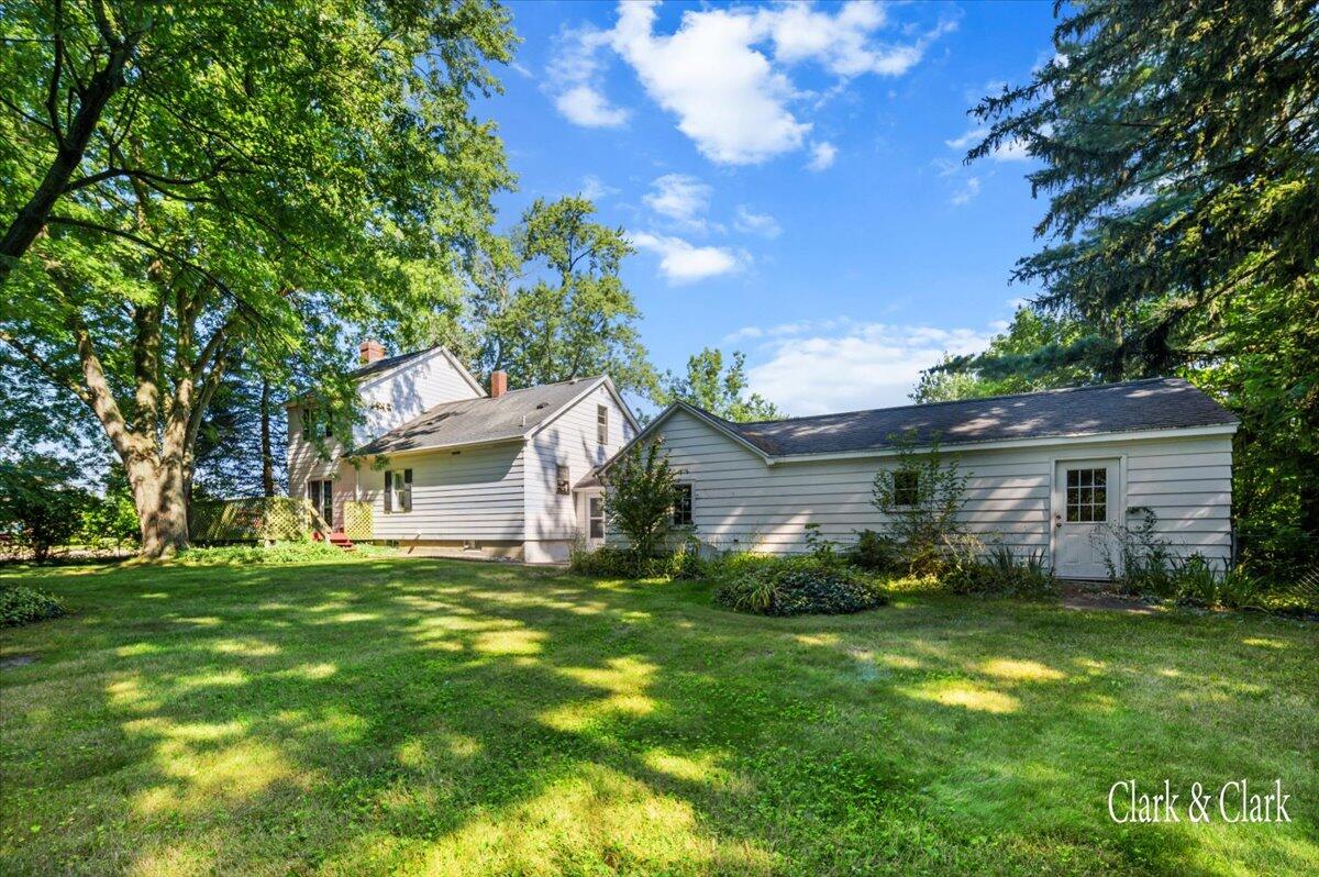 5868 Lake Michigan Drive