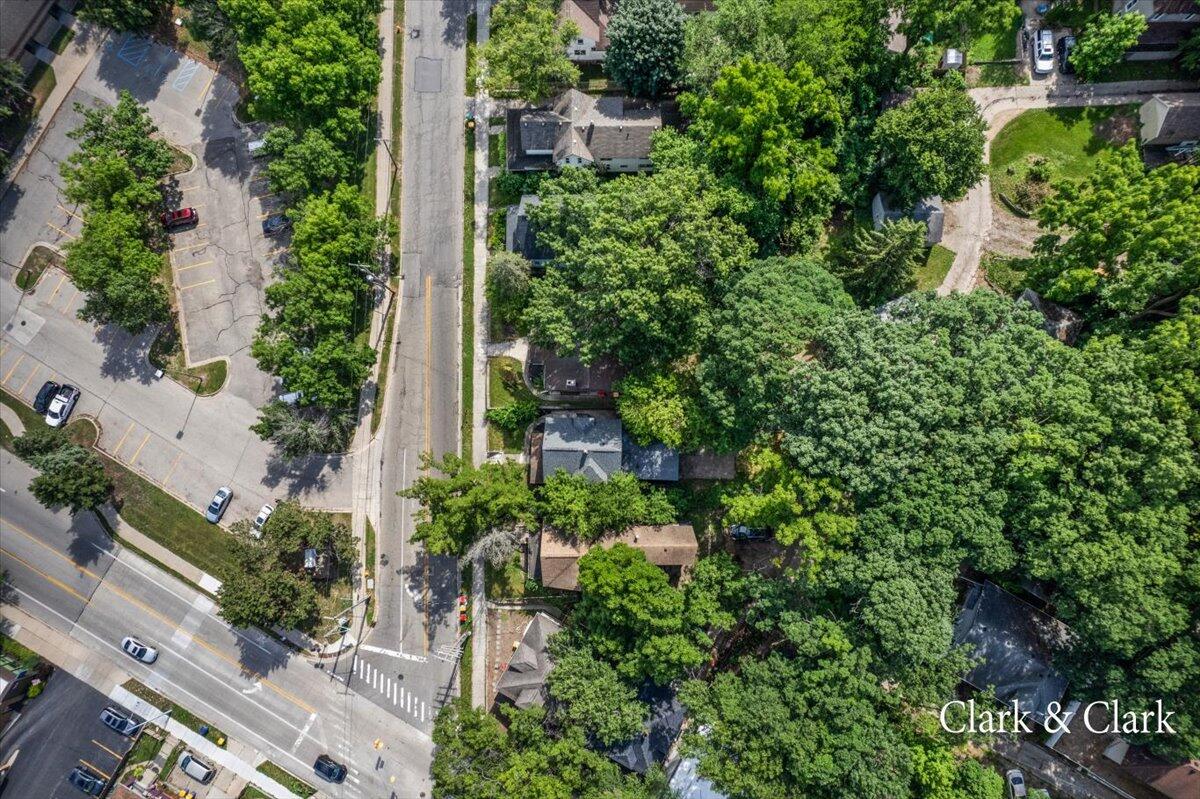 310 Sweet Street NE