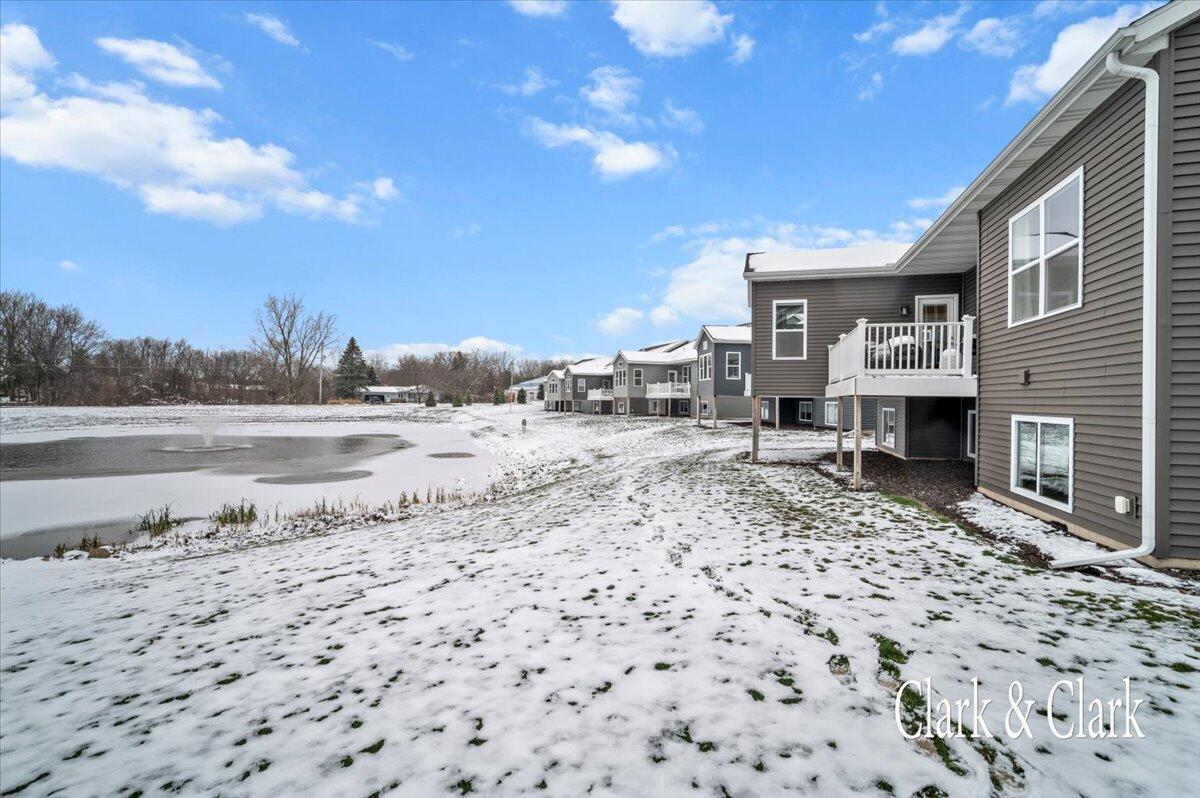 2651 Meadow Woods Drive
