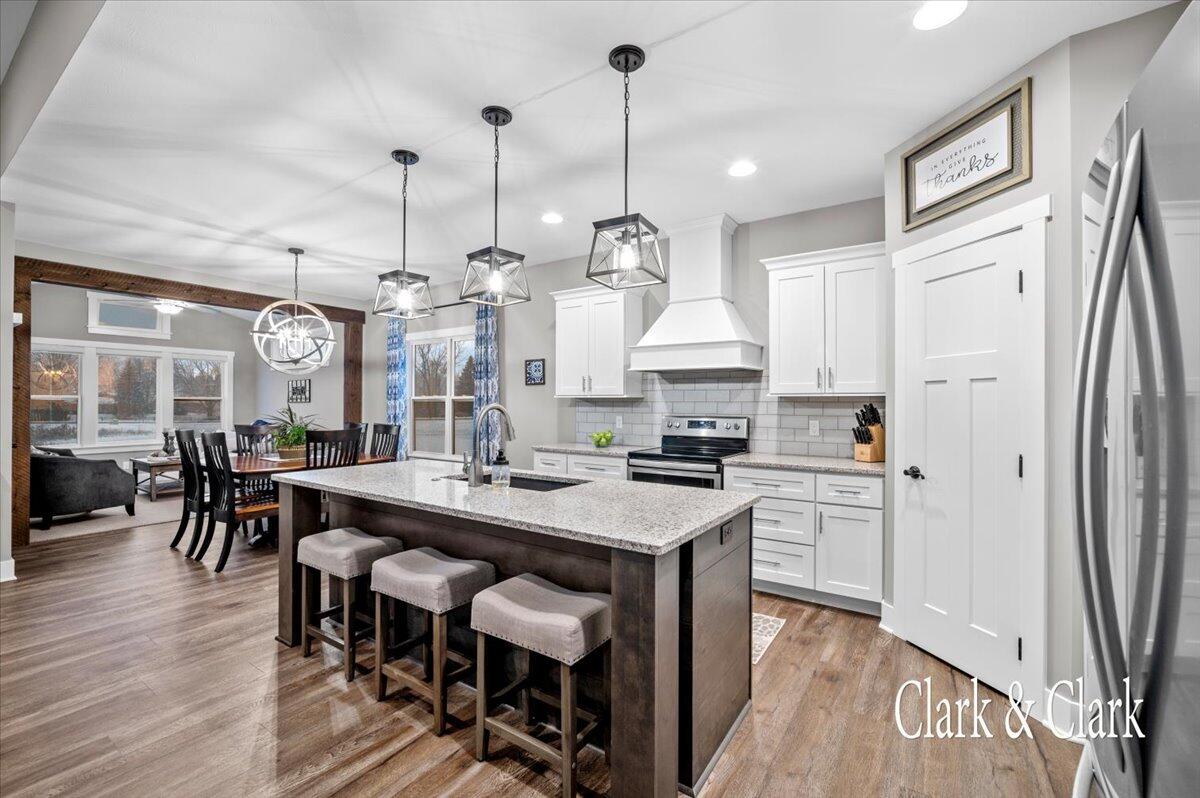 2651 Meadow Woods Drive