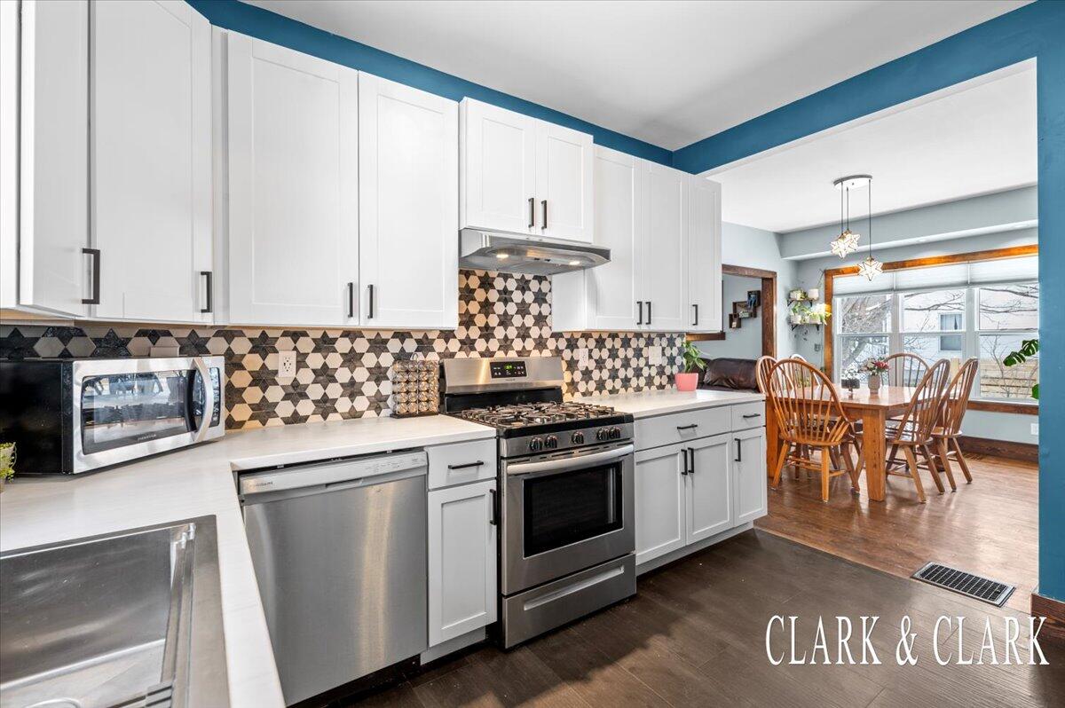 242 John Ball Park Drive SW