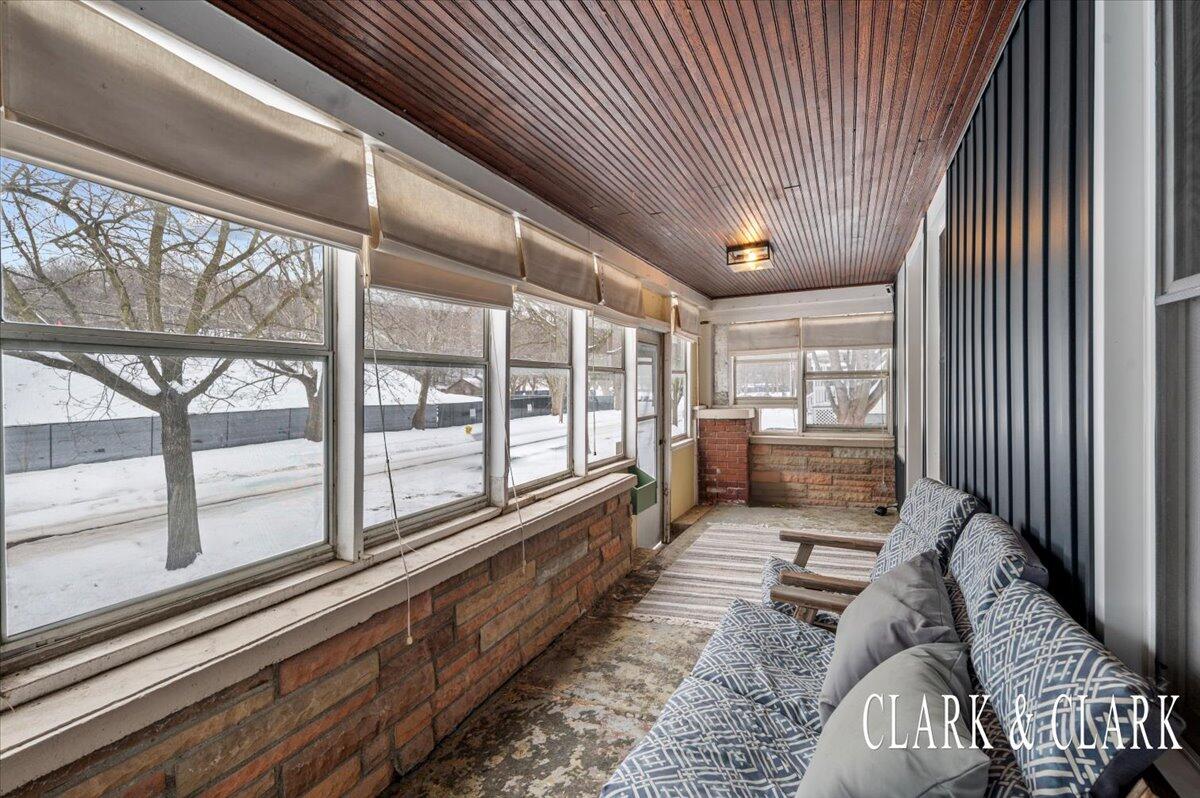 242 John Ball Park Drive SW