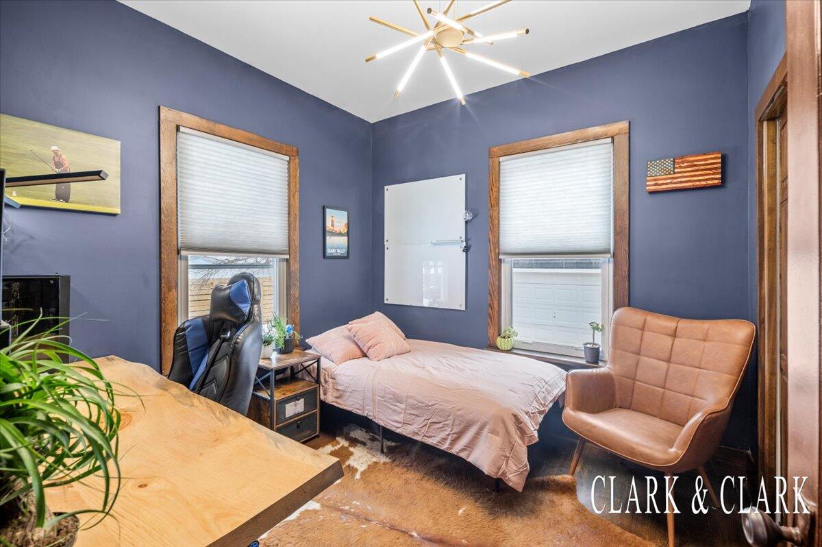 242 John Ball Park Drive SW