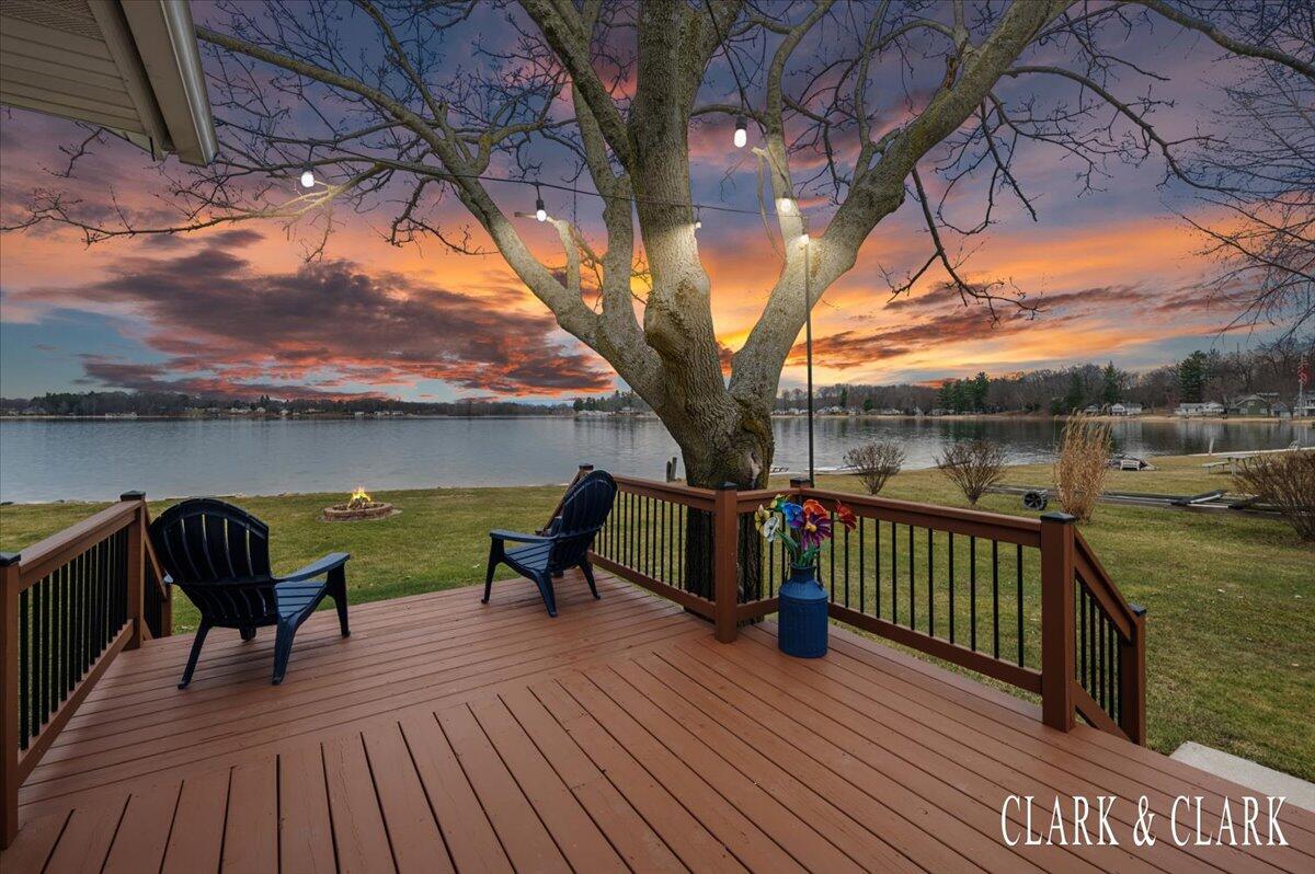16875 Lake Shore Drive