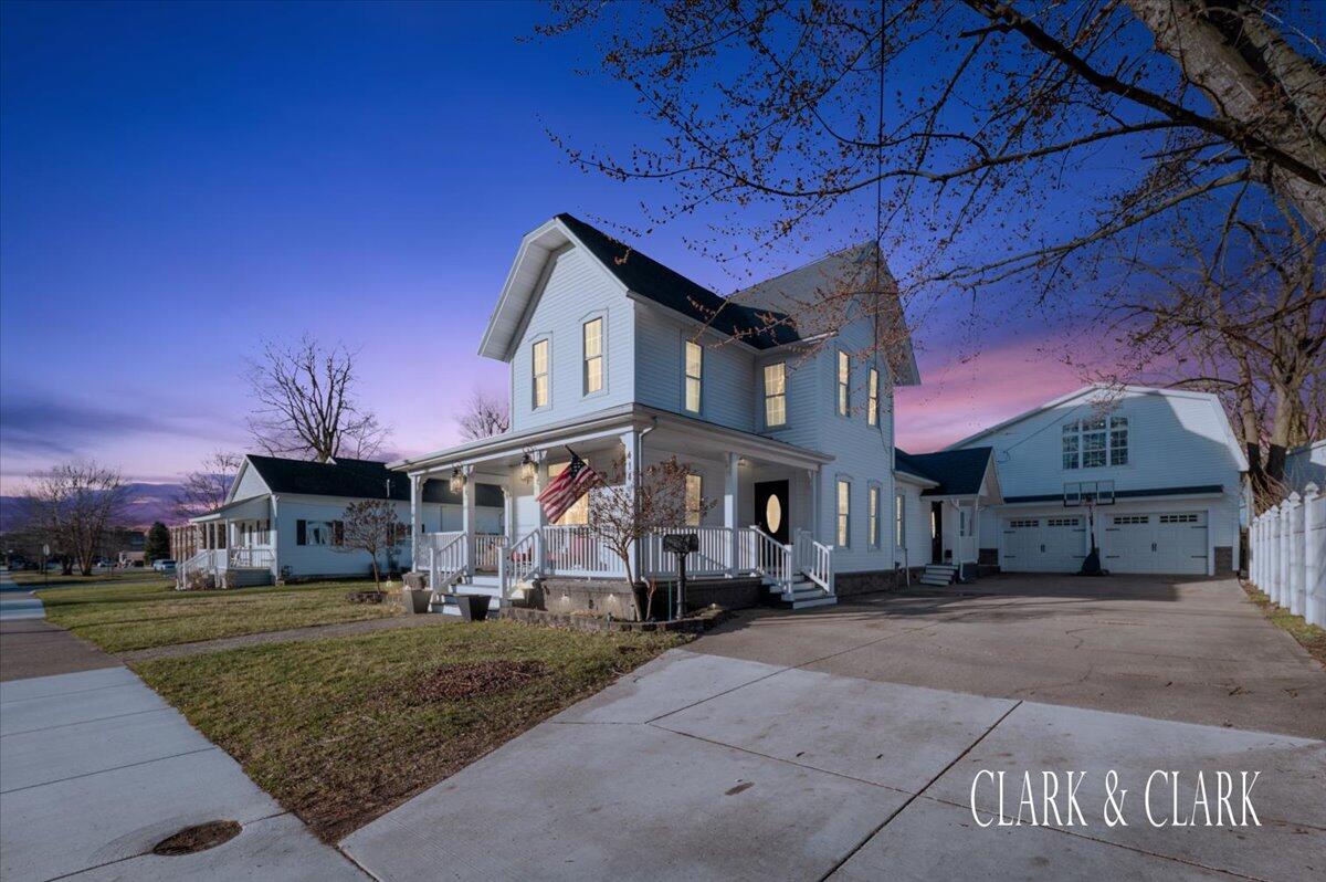 414 N Monroe Street