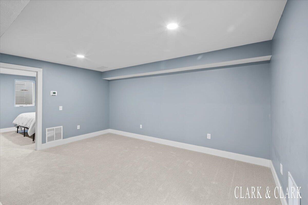 11830 Crystal Ridge Drive NE