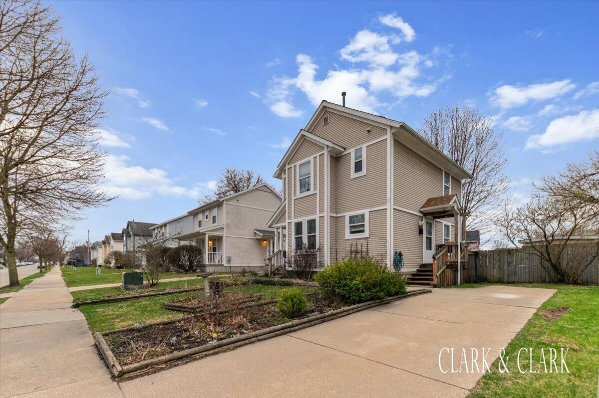 545 Lafayette Avenue SE