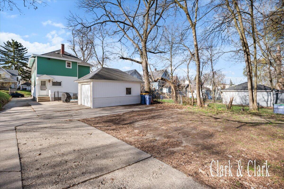 849 Dunham Street SE