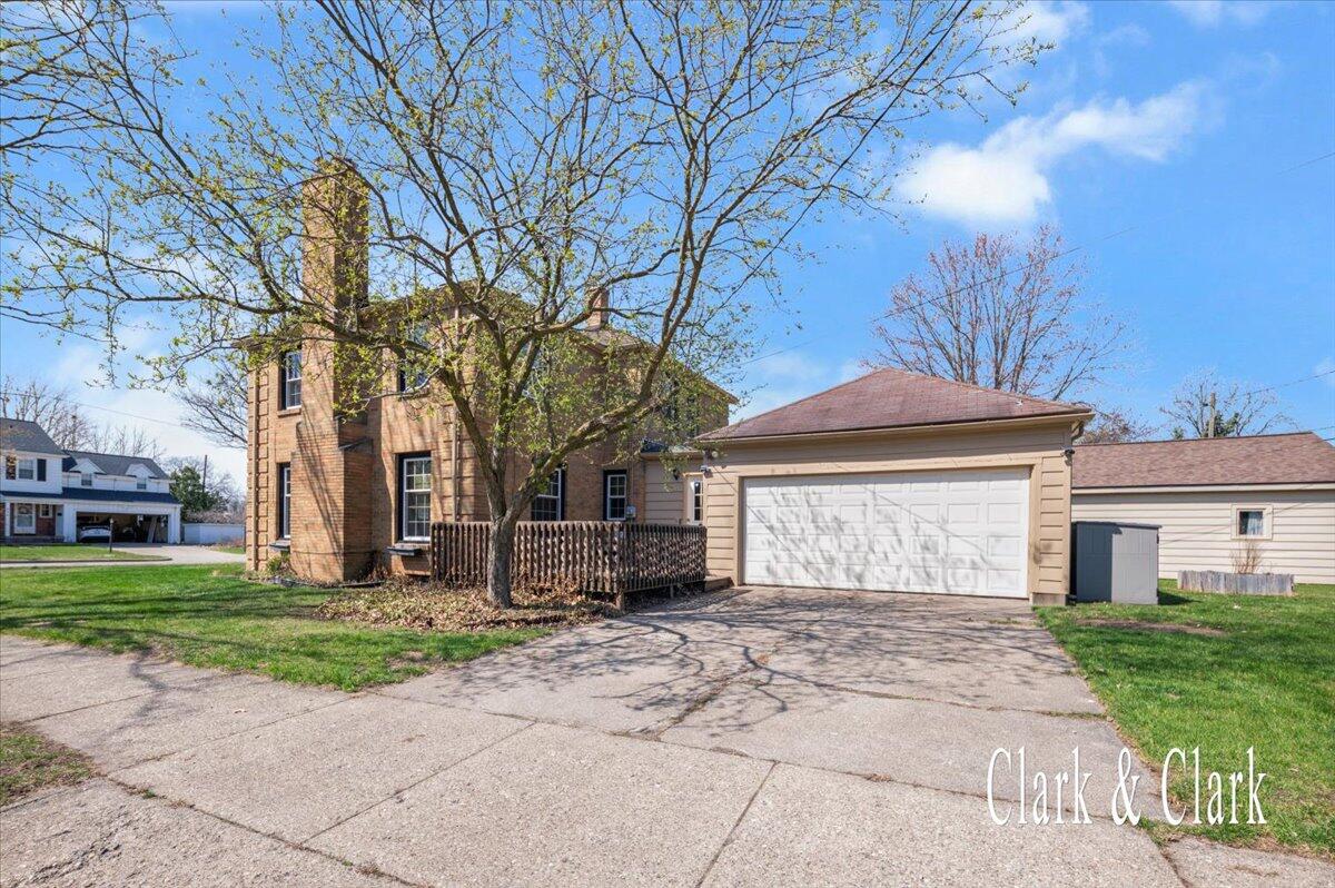 655 Mulford Drive SE