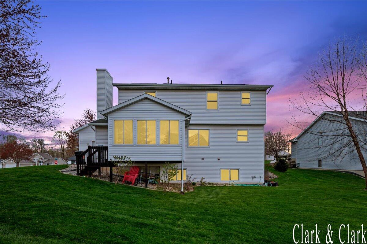 2590 Ridge Top Drive SW