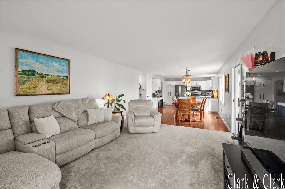 2590 Ridge Top Drive SW