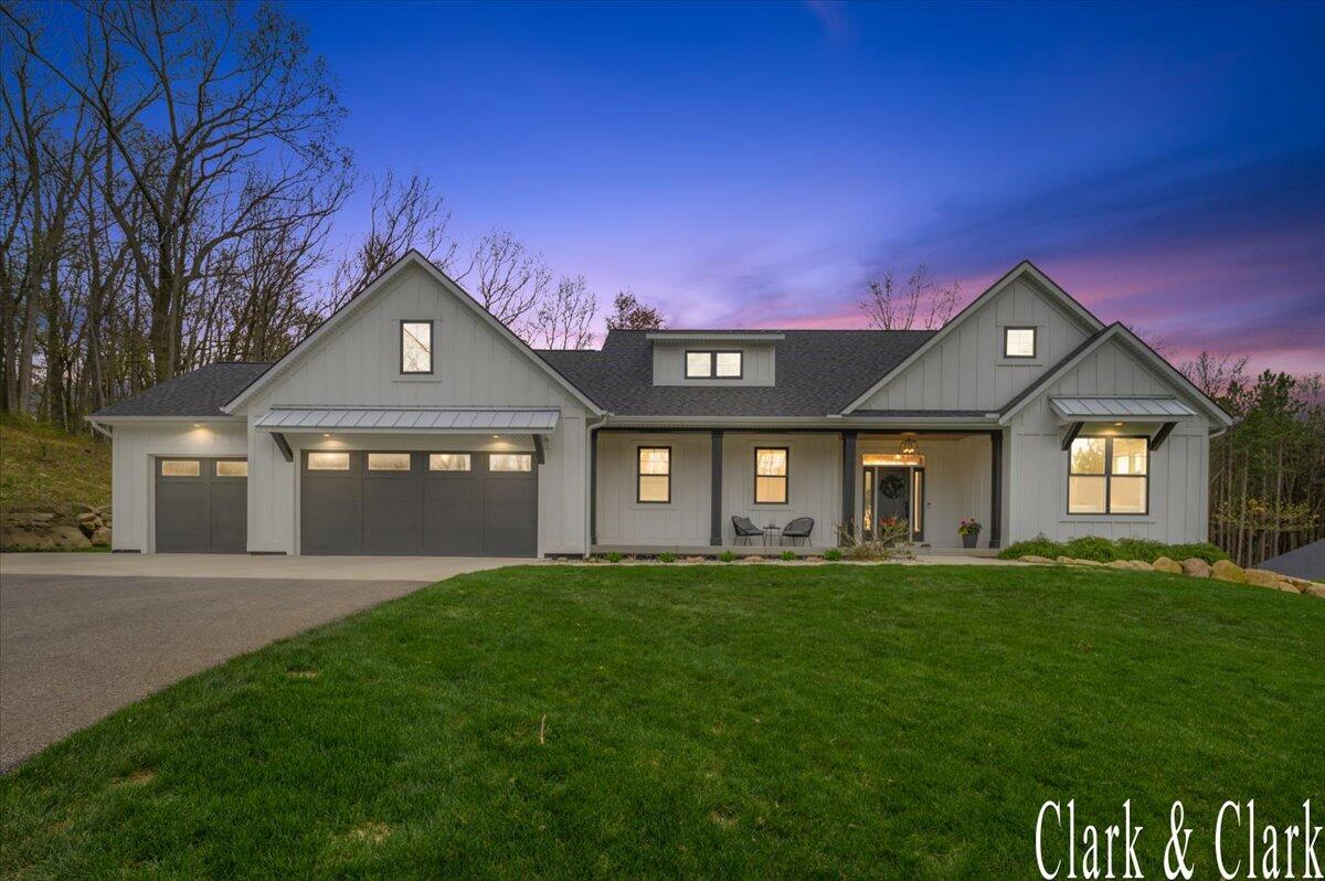 10678 Kissing Ridge Drive SE