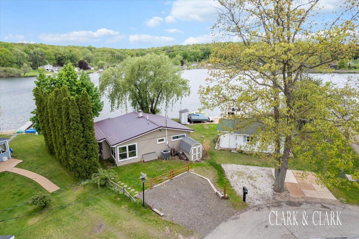 3272 Rau Drive NE