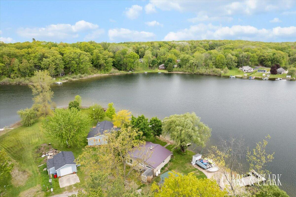 3272 Rau Drive NE