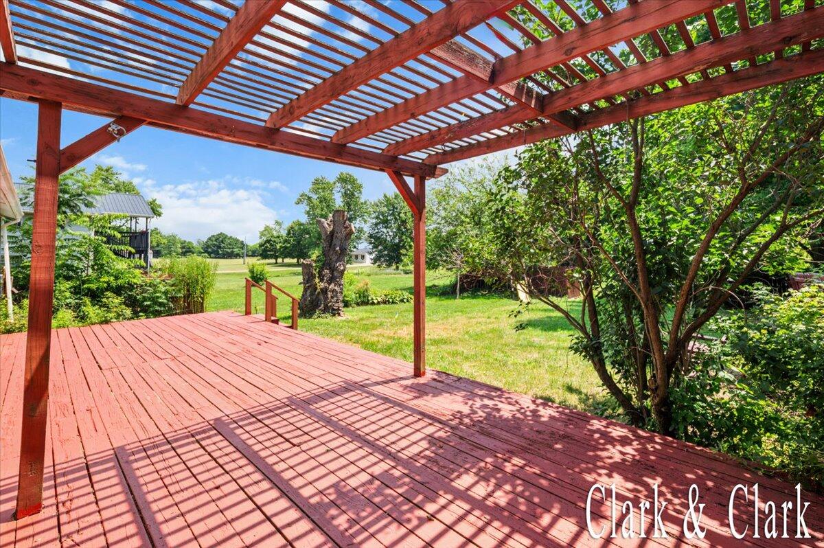 139 W Grand Ledge Highway