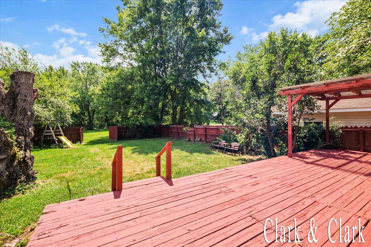 139 W Grand Ledge Highway