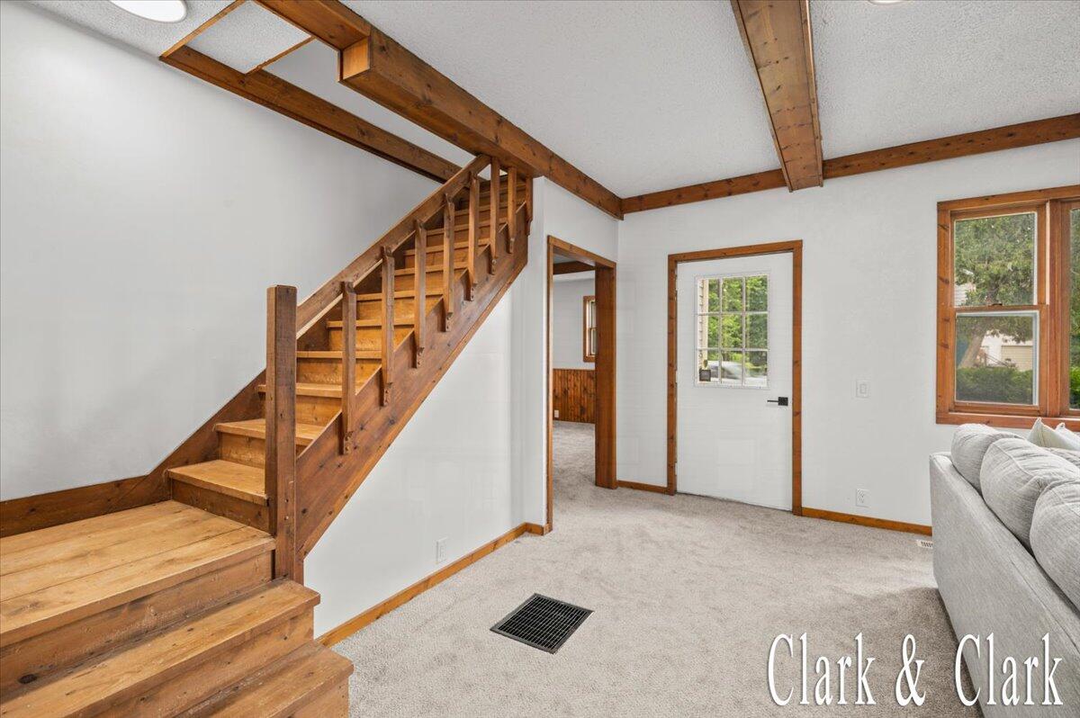 139 W Grand Ledge Highway
