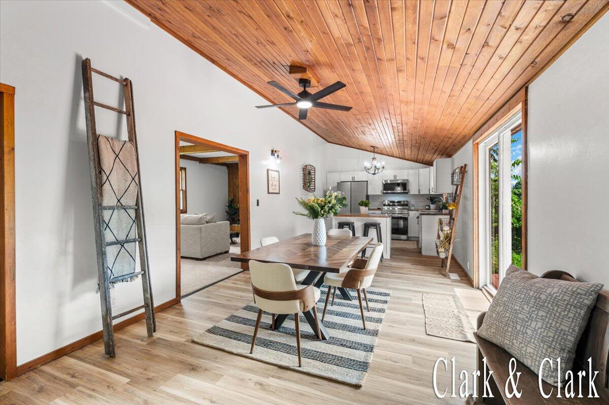 139 W Grand Ledge Highway