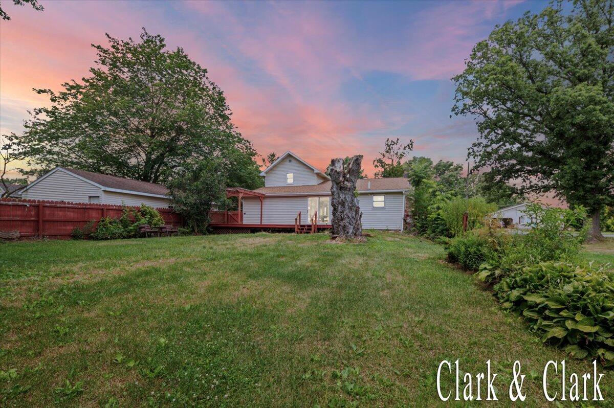 139 W Grand Ledge Highway