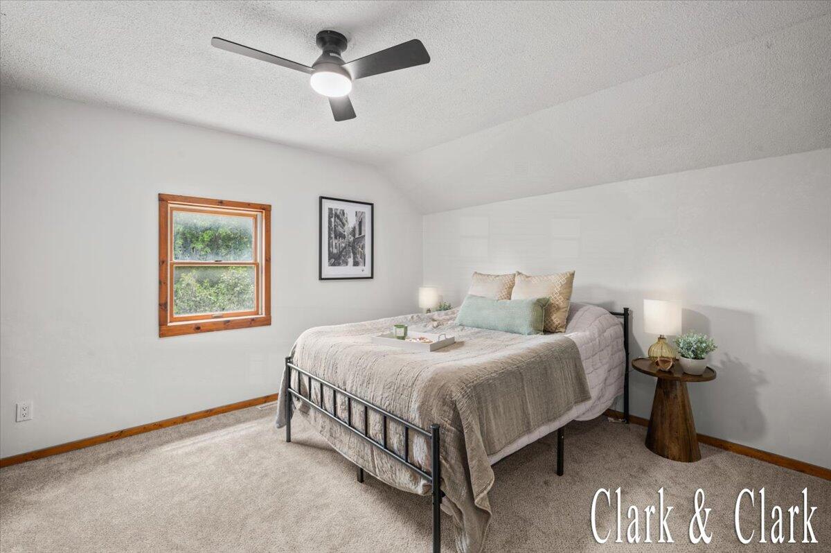 139 W Grand Ledge Highway
