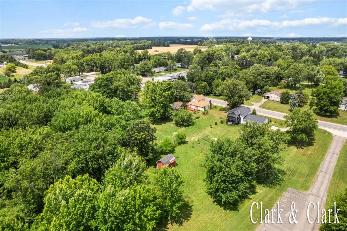139 W Grand Ledge Highway