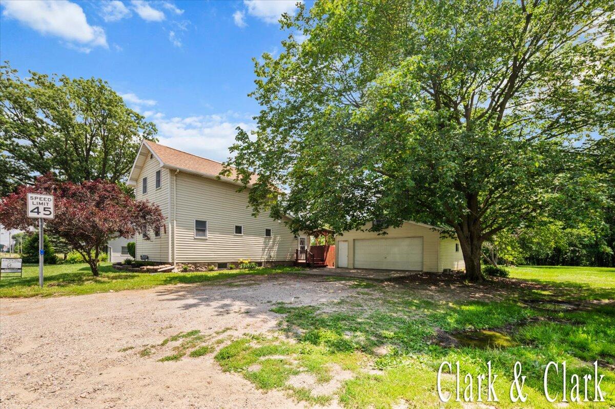 139 W Grand Ledge Highway
