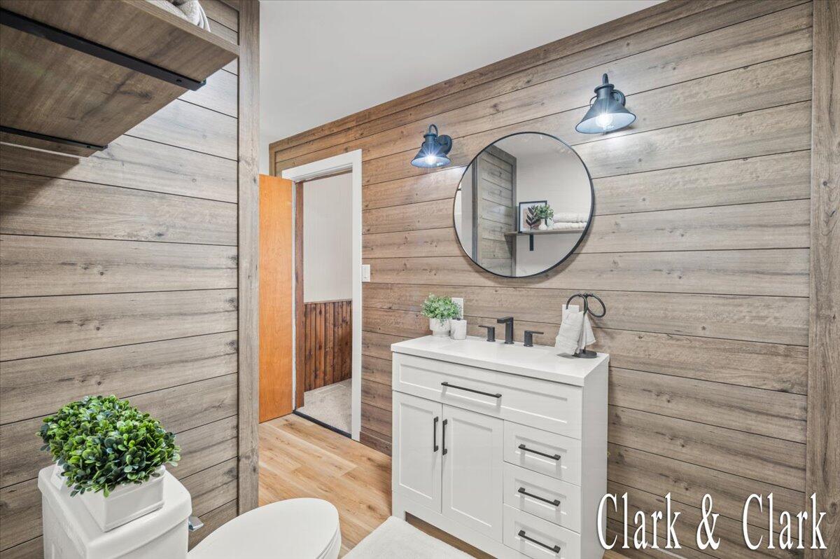 139 W Grand Ledge Highway
