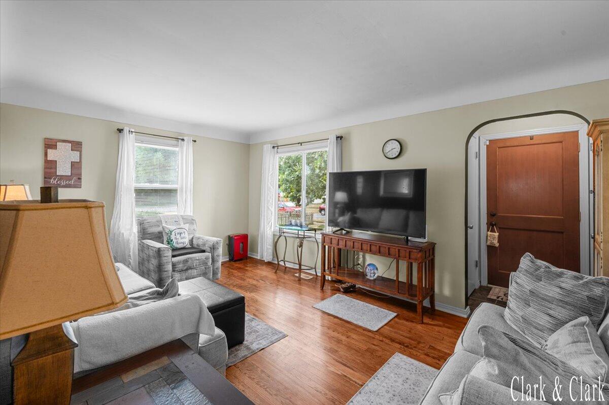 3156 Woodward Avenue SW