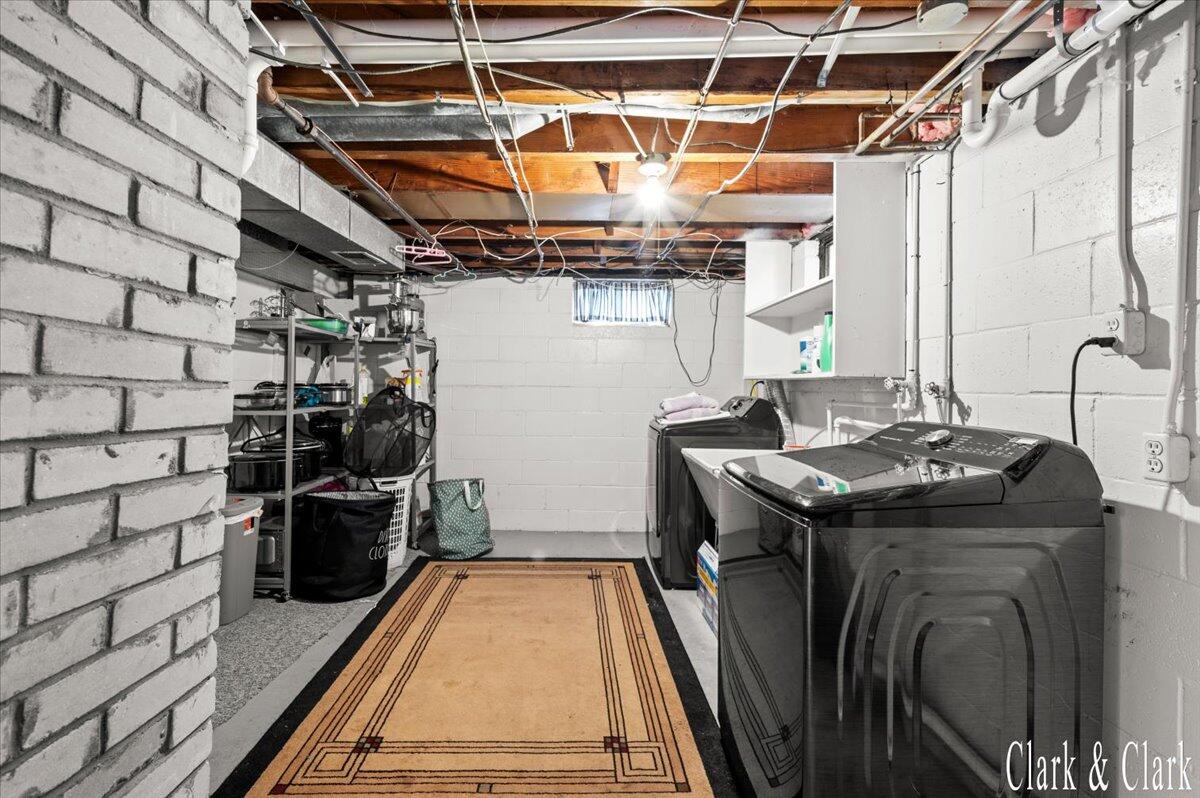 3156 Woodward Avenue SW