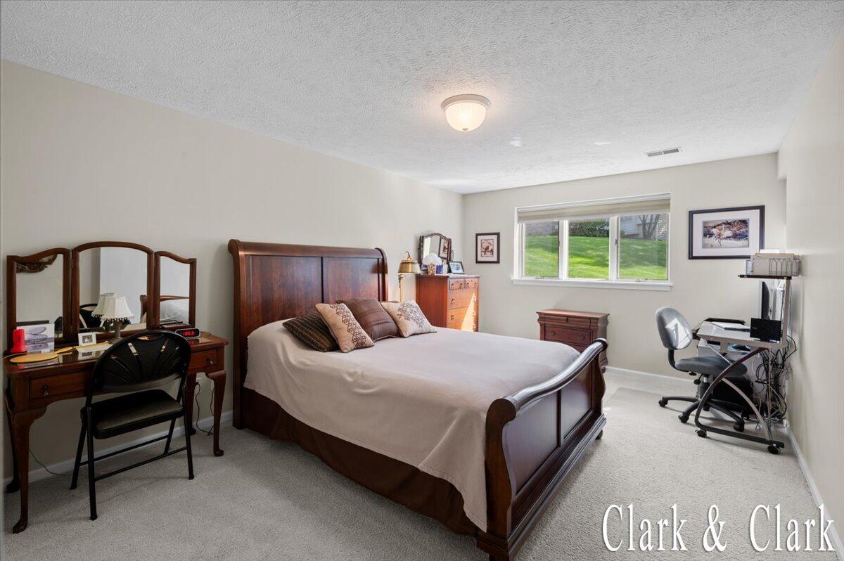1950 Hidden Oak Court SE