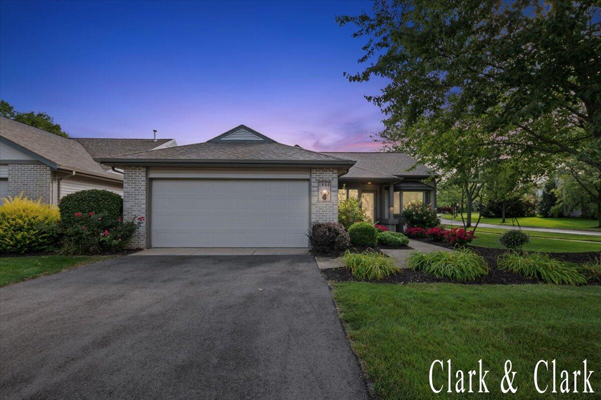1950 Hidden Oak Court SE