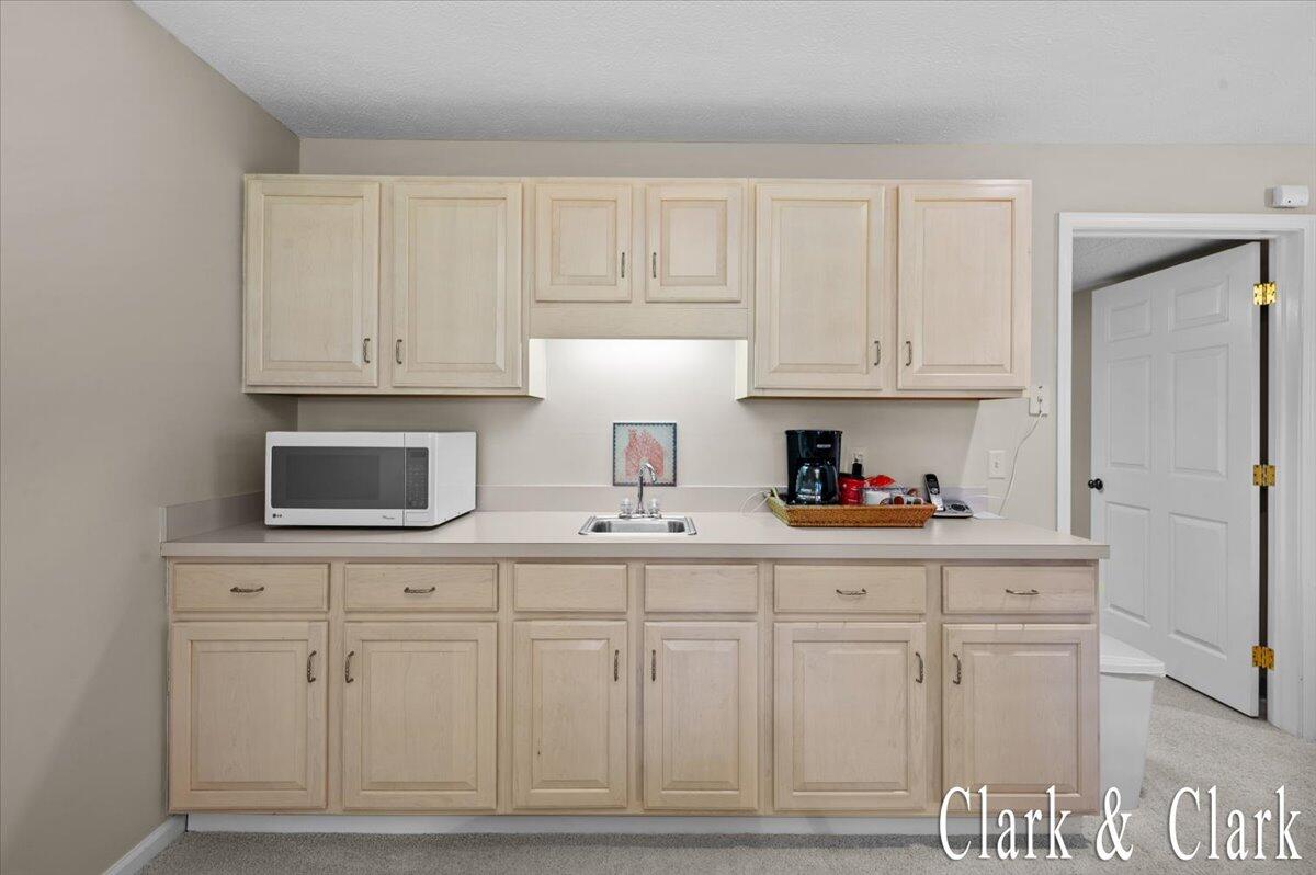 1950 Hidden Oak Court SE