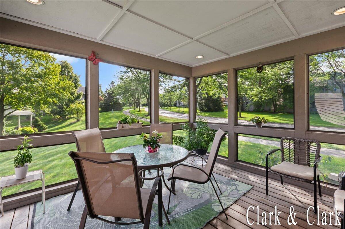 1950 Hidden Oak Court SE
