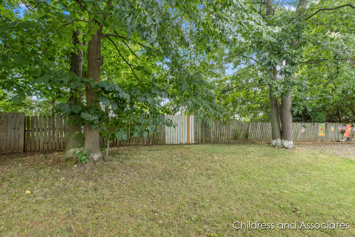 304 S Grandbrook Circle SE