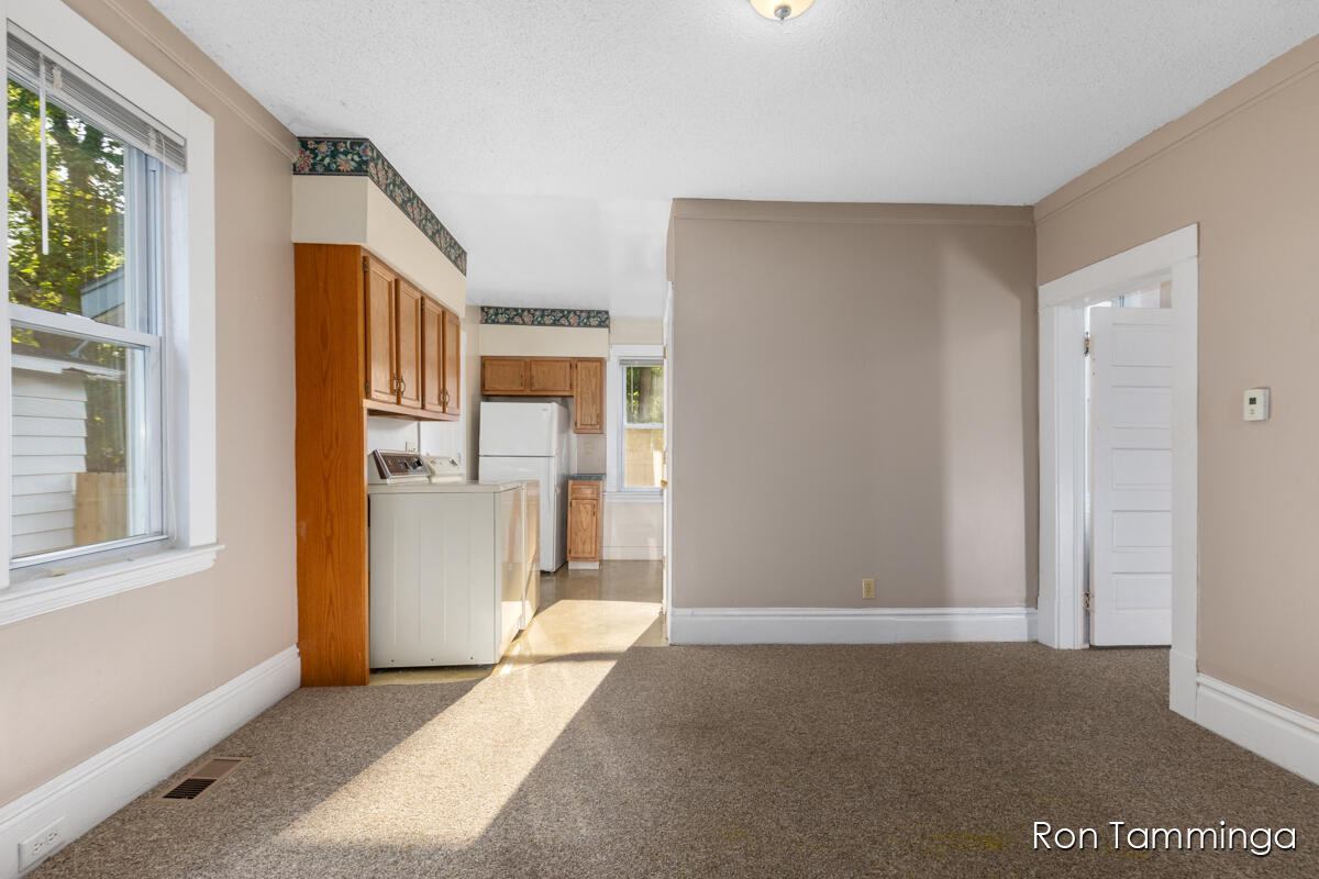 1144 Union Avenue NE
